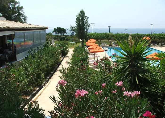 Irinna Hotel Svoronata